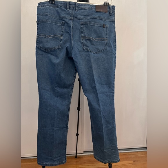 Jackson-x Blue Jeans by Buffalo David Bitton. Used in good condition - Picture 4 of 4